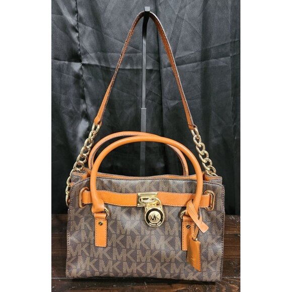 Michael Kors Hamilton East West Signature Tote - Picture 1 of 10